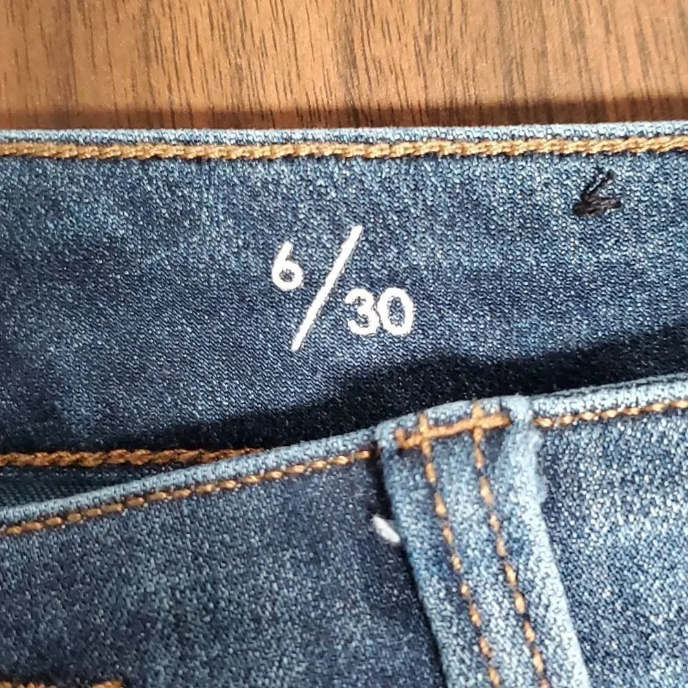 Liverpool | the Skinny Jeans Medium Blue Wash Victory‎ Color Size 6/30
